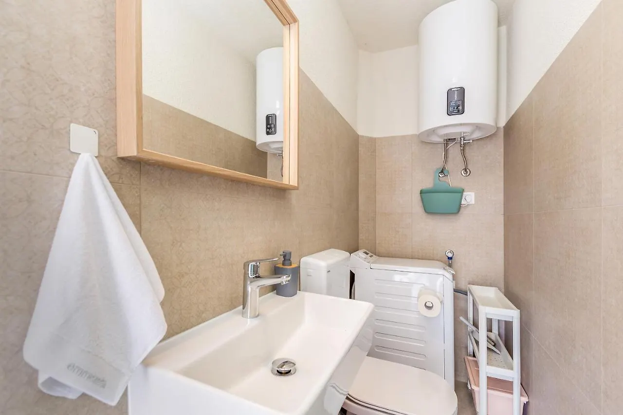 Holiday House Summer Breeze Villa Pinezici  Croatia